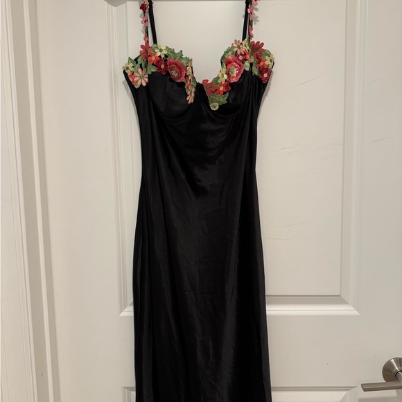 NWT Princess Polly Kenzie Maxi Black Satin Dress - Picture 4 of 7